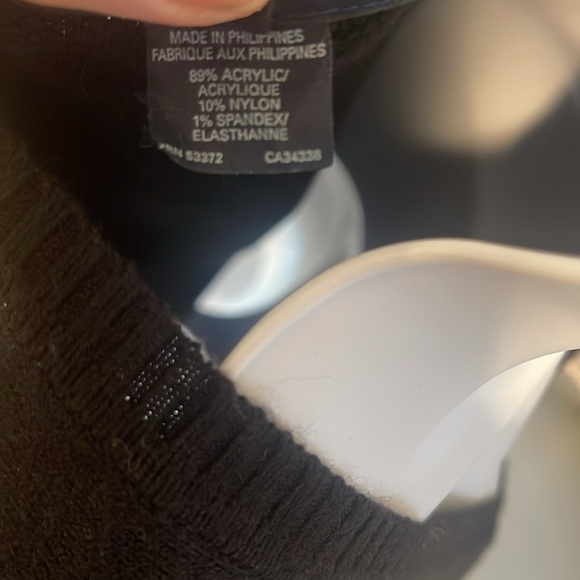 French connection Sweater ✨ - Picture 8 of 8